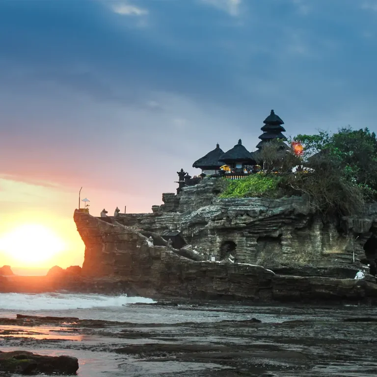 Tanah Lot Bali-1