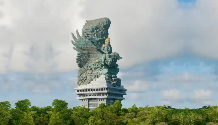 Garuda Wisnu Kencana-Bali-Img-2