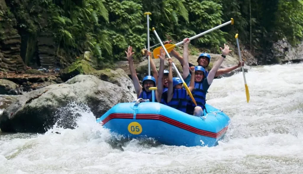 white-water-rafting-activities-Img-2