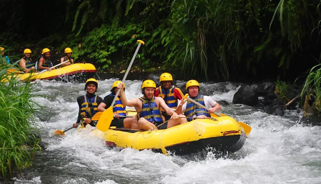 white-water-rafting-activities-Img-4